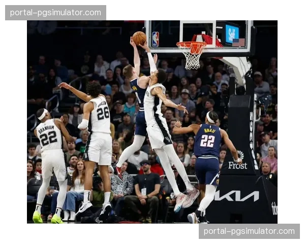 马刺文班亚马护筐威慑 八英尺臂展构建独特防守哲学